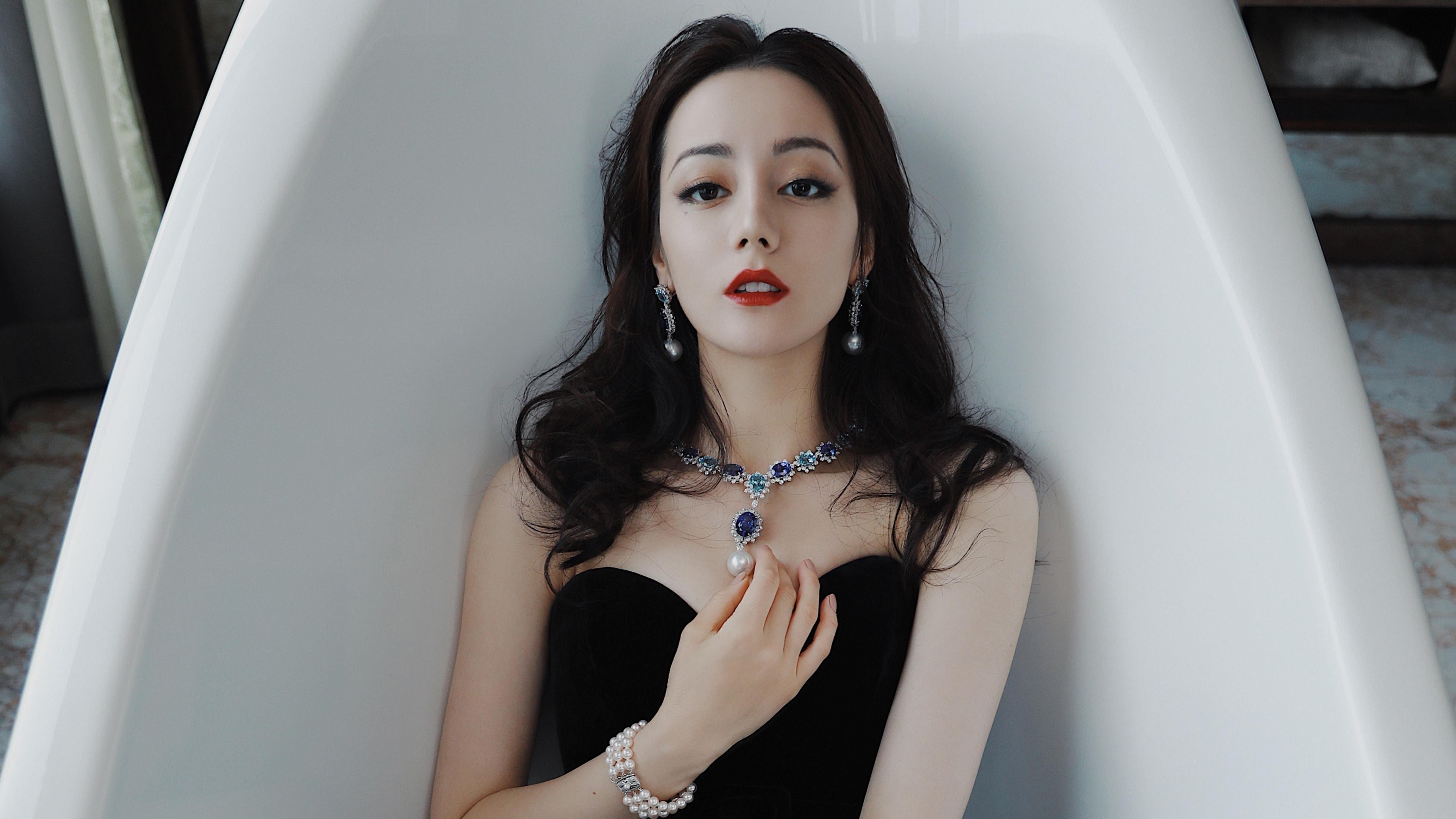 KAIYUN 中国大陆-米尔沃尔球迷情绪低落，俱乐部呼吁团结共进，米尔沃尔球衣