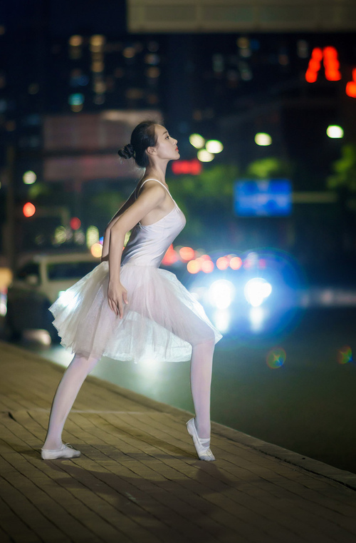 开云·Kaiyun网页版-法甲未来领袖：新秀崭露锋芒！，法甲新赛季前瞻